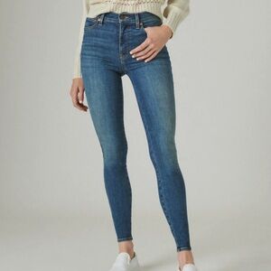 Lucky Brand Medium Blue Skinny Jeans